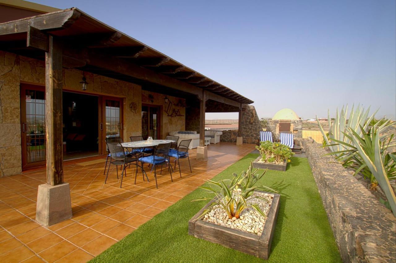 Villa Los Volcanes Эль-Чарко Экстерьер фото