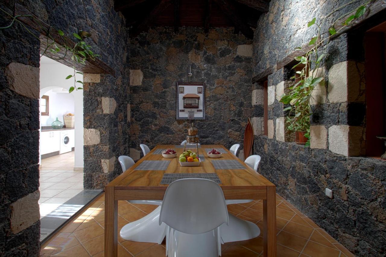 Villa Los Volcanes Эль-Чарко Экстерьер фото