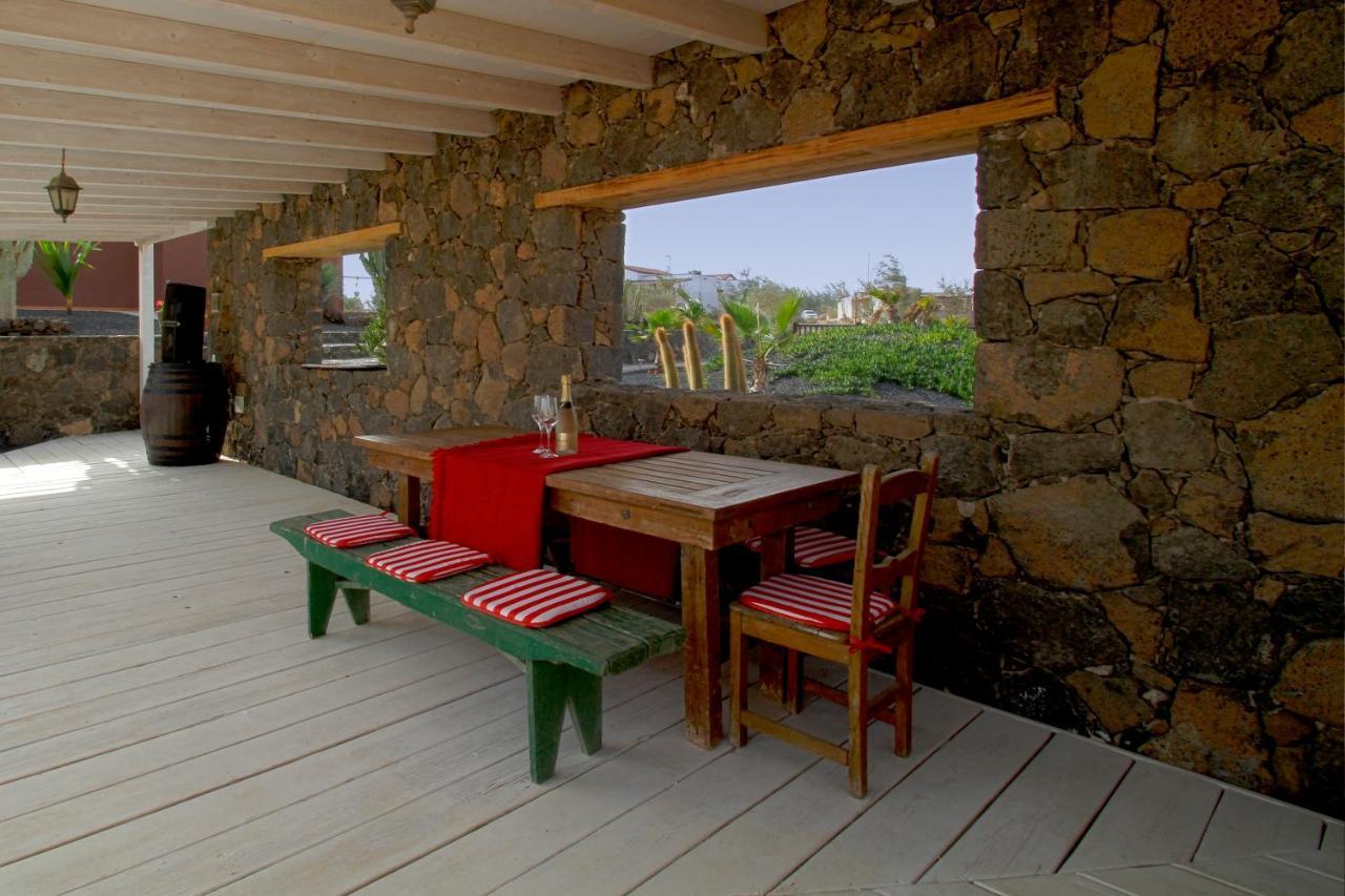 Villa Los Volcanes Эль-Чарко Экстерьер фото