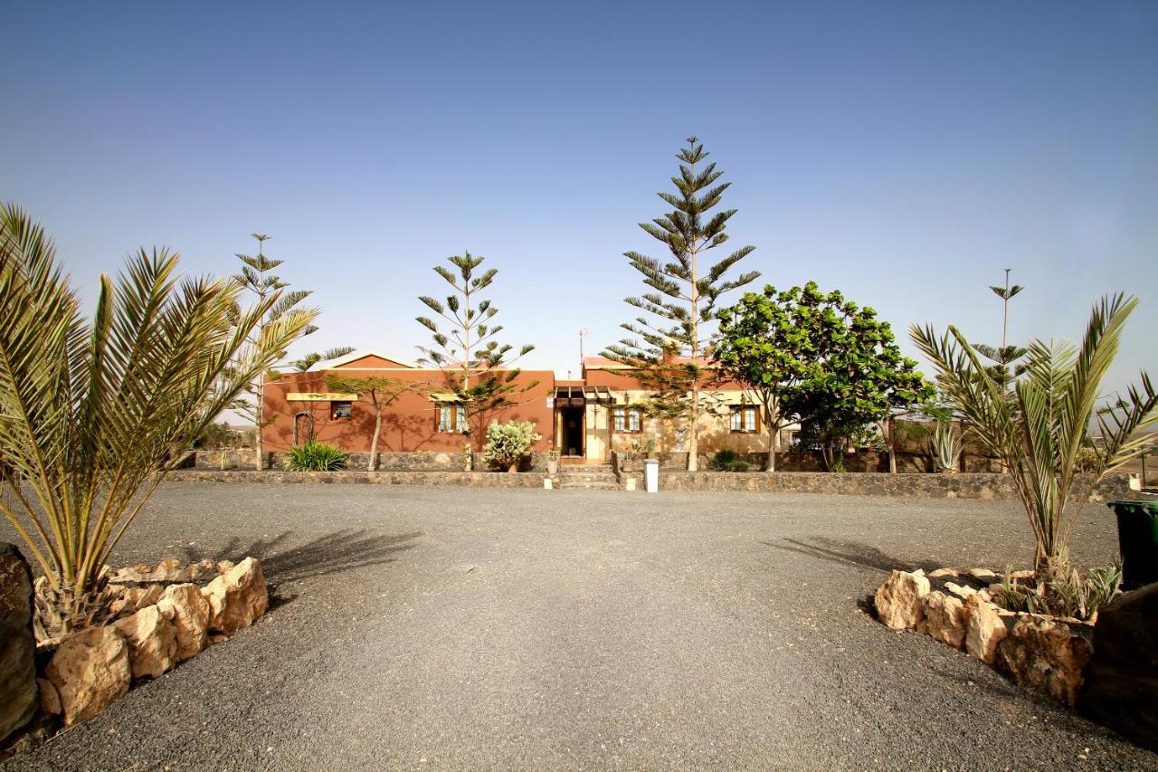 Villa Los Volcanes Эль-Чарко Экстерьер фото